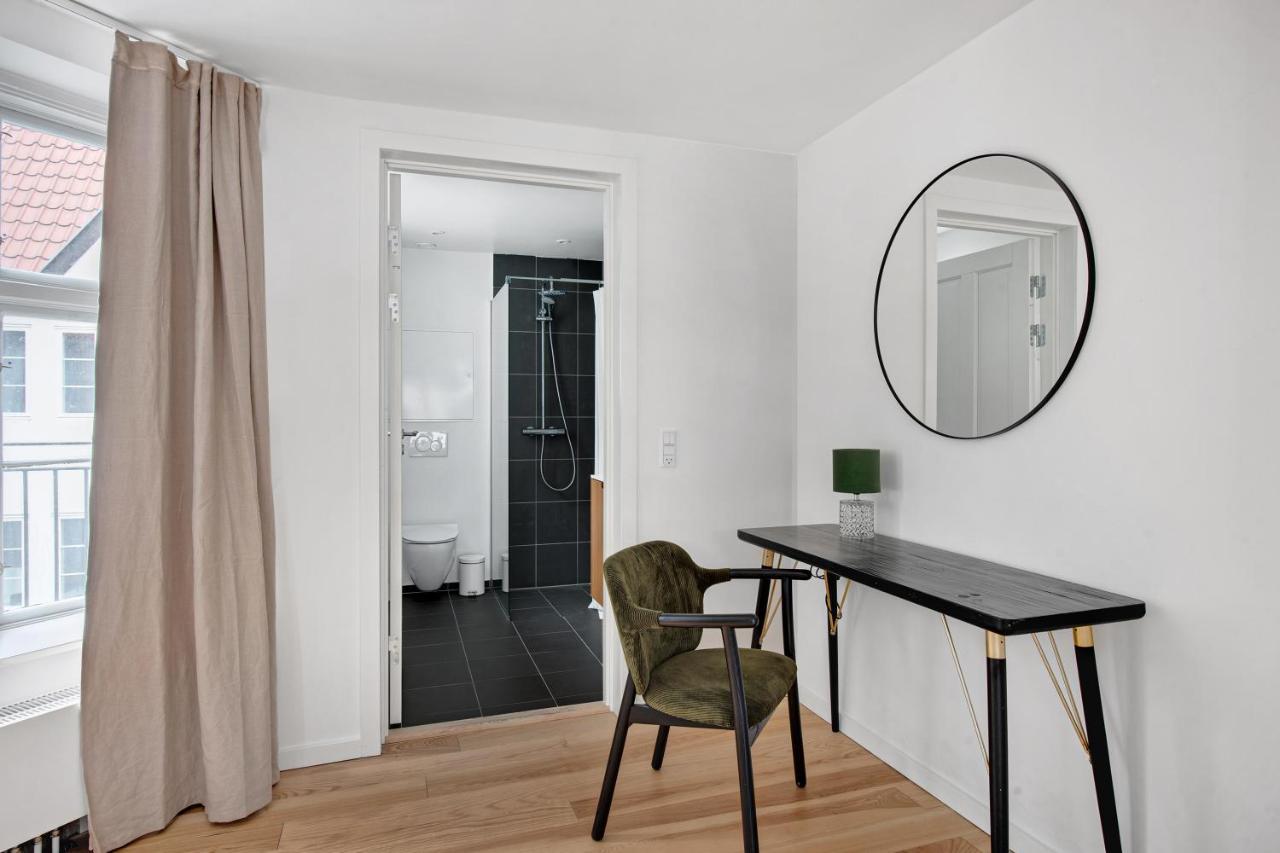 Sanders Regent - Chic Three-bedroom Near Square * Copenhagen