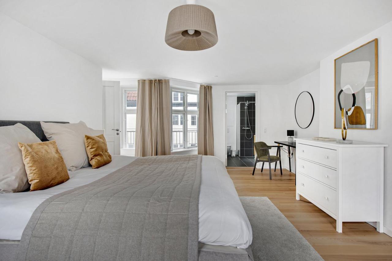 Sanders Regent - Chic Three-bedroom Near Square Copenhagen