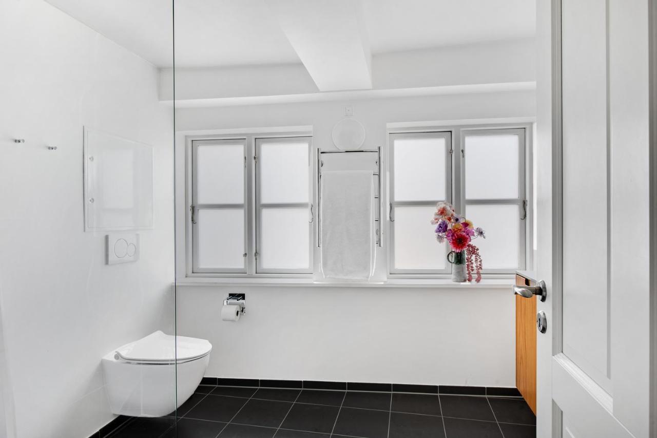 Sanders Regent - Chic Three-bedroom Near Square Copenhagen