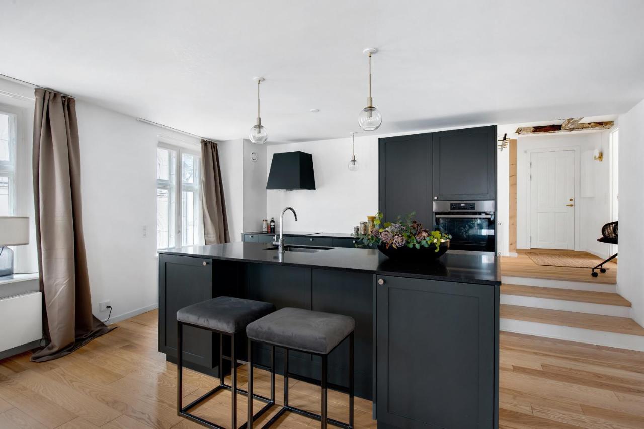 Sanders Regent - Chic Three-bedroom Near Square Apartment Copenhagen
