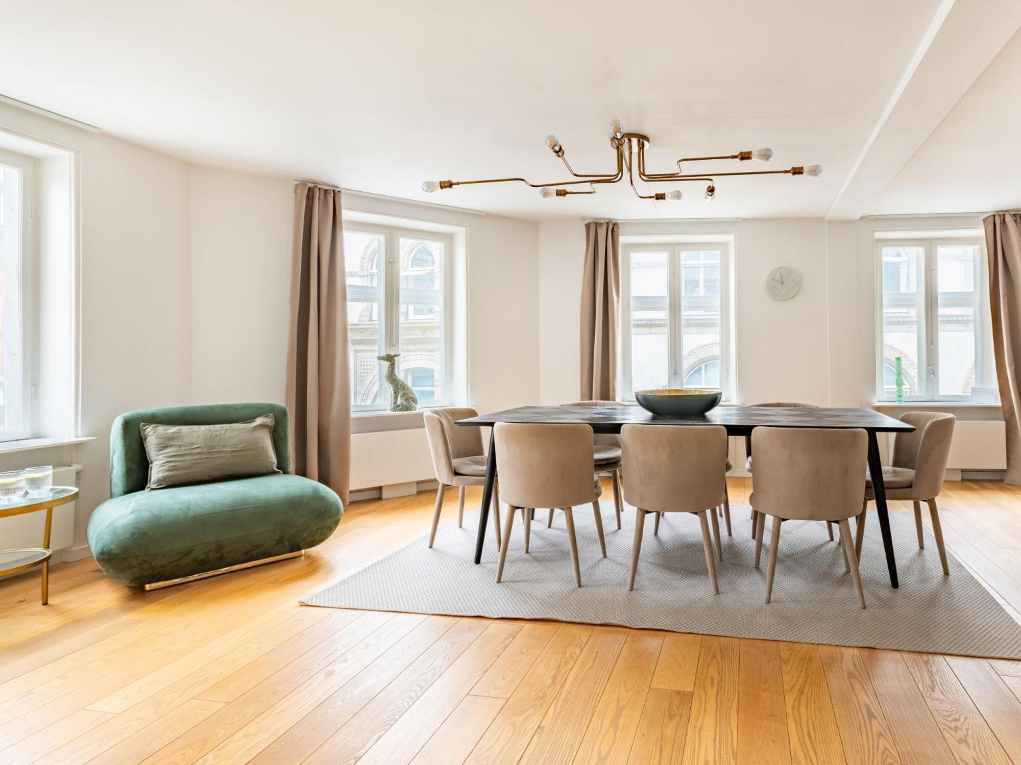 Sanders Regent - Chic Three-bedroom Near Square Copenhagen